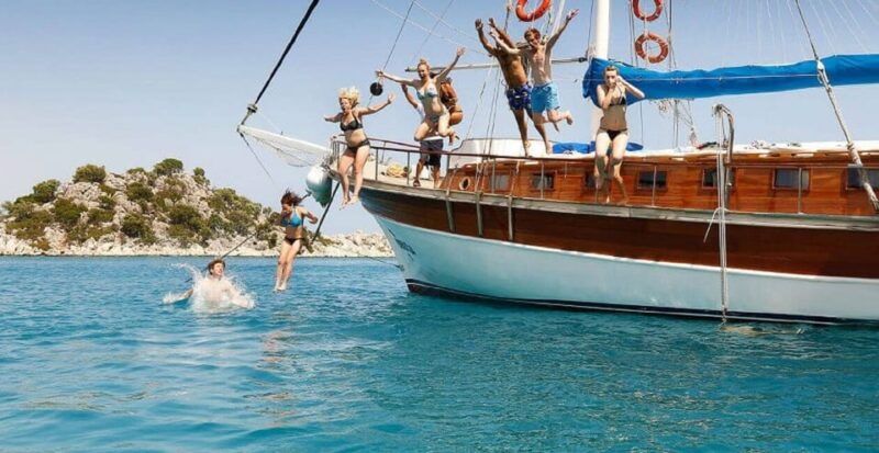 kusadasi-full-day-boat-trip-with-lunch