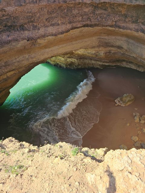 lagoa-benagil-cave-and-marinha-beach-guided-kayaking-tour