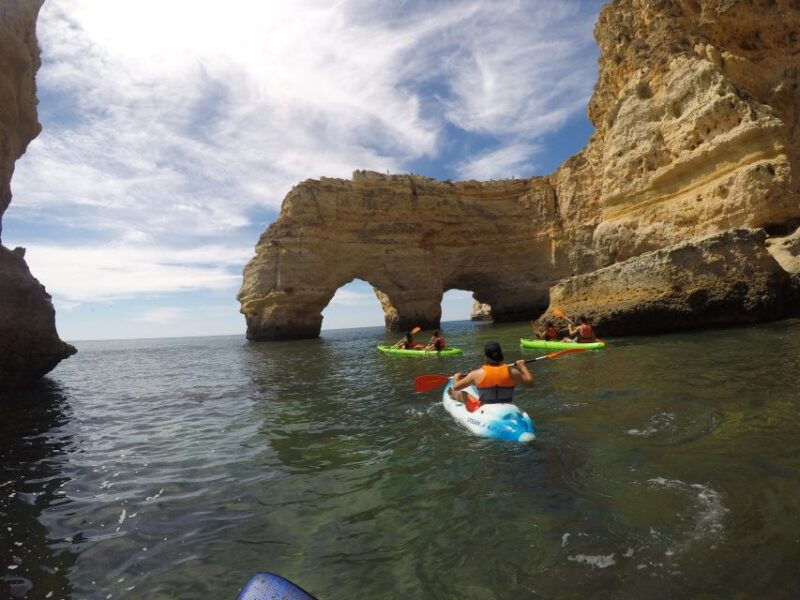 lagoa-benagil-caves-kayaking-tour