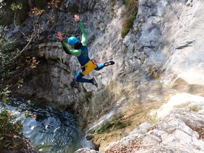 lake-garda-canyoneering-in-torrente-vione
