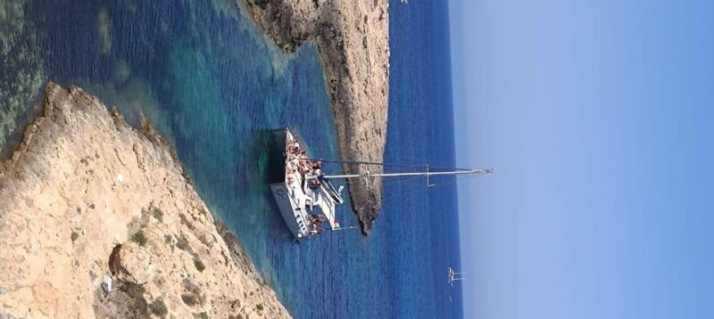 lampedusa-private-catamaran-tour-with-massage-service