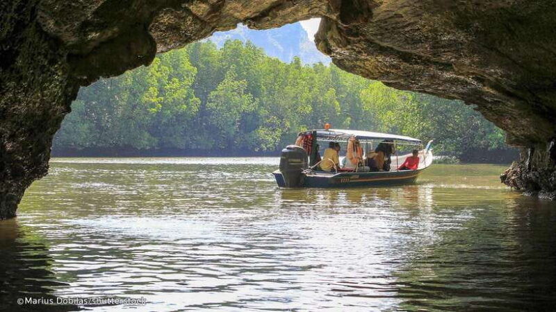 langkawi-mangrove-kilim-unesco-geopark-cave-tour