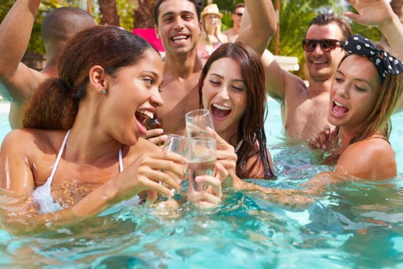 las-vegas-vip-day-party-crawl