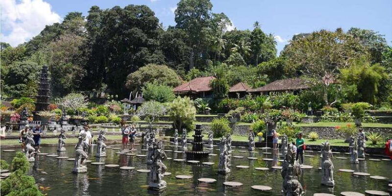 lempuyang-temple-kanto-lampo-waterfall-private-day-trip