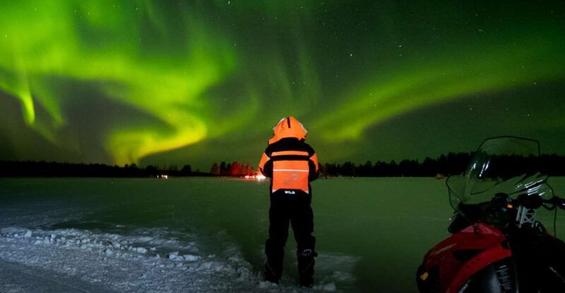 levi-northern-lights-snowmobile-tour-with-snacks-and-drinks