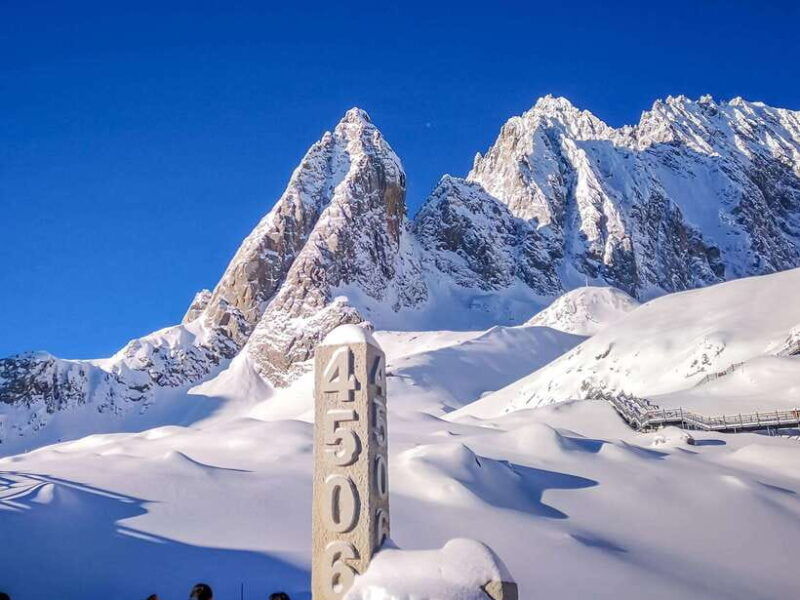 lijiang-jade-dragon-snow-mountain-and-blue-moon-valley-tour