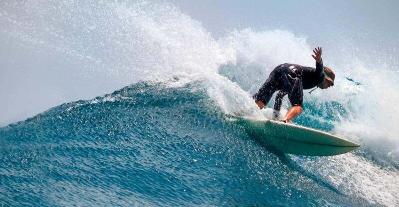 lima-surfing-on-the-coast-of-lima