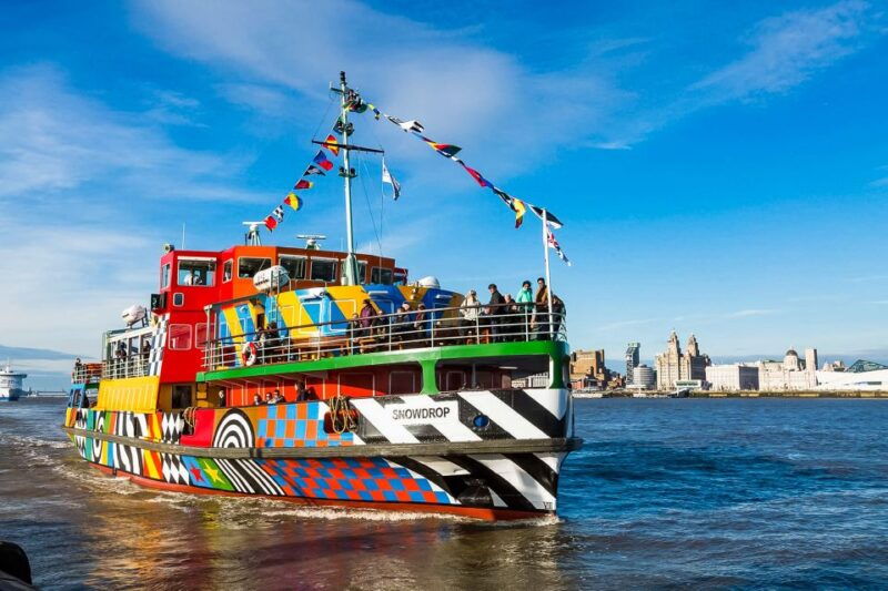 liverpool-sightseeing-river-cruise-on-the-mersey-river