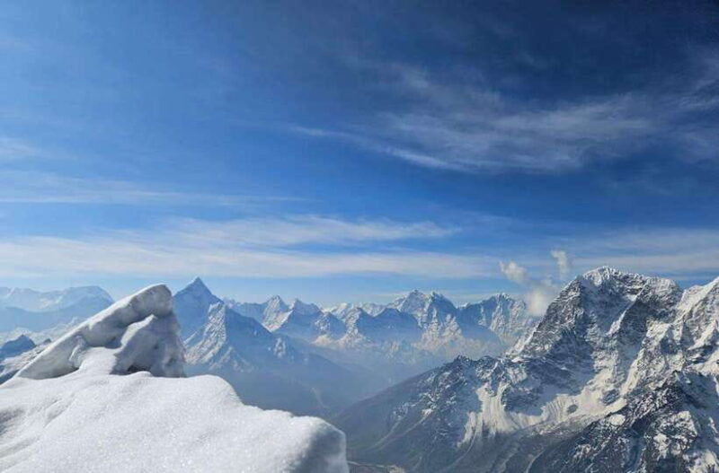 lobuche-peak-climbing-2025-2026