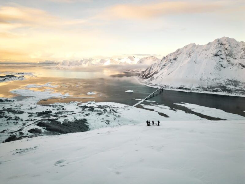 lofoten-islands-guided-snowshoeing-tour-uphill-version