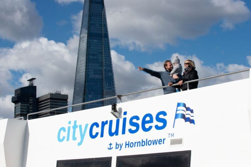 london-christmas-day-sightseeing-cruise