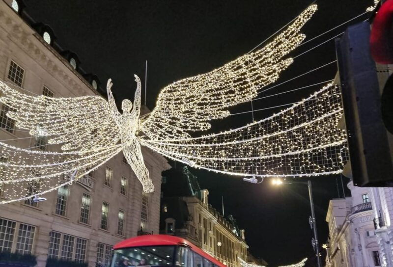 london-christmas-lights-guided-walking-tour-3