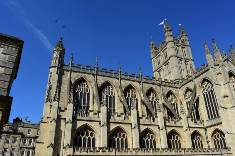 londonwindsor-castle-stonehenge-bath-day-trip-with-local