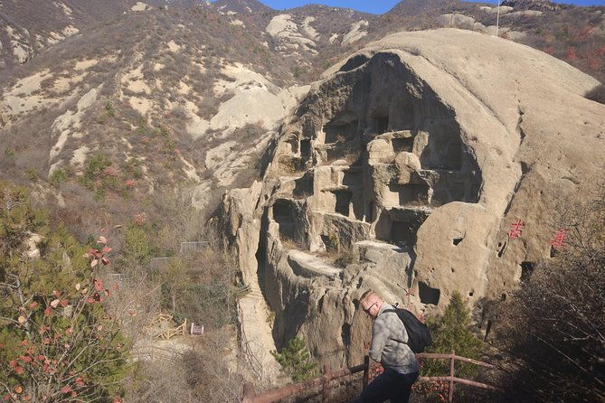 Longqingxia Gorge Cruise and Guyaju Cave Dwellings Private Day Tour - An In-Depth Look at the Itinerary