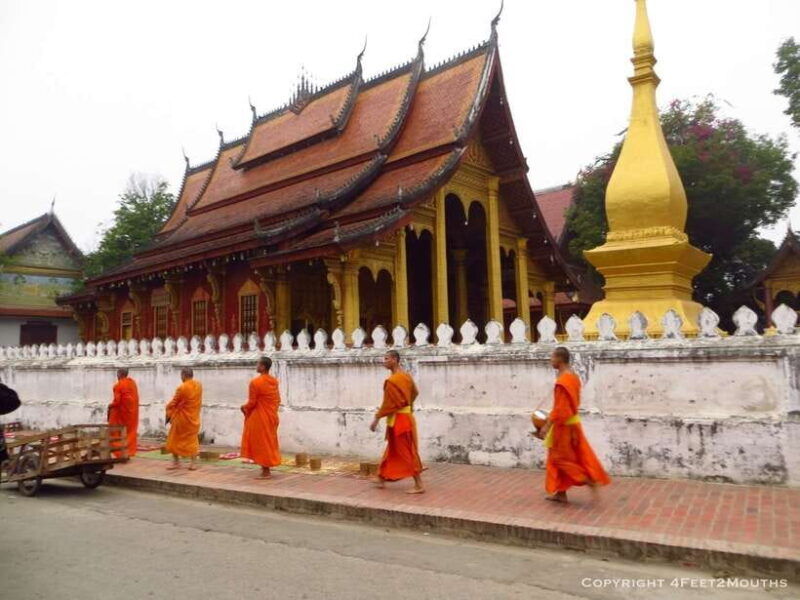 luang-prabang-foodie-walking-tour-monk-blessing