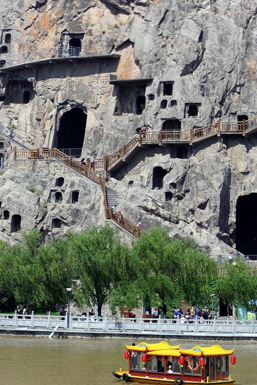 luoyang-private-day-tour-to-shaolin-templelongmen-grottoes