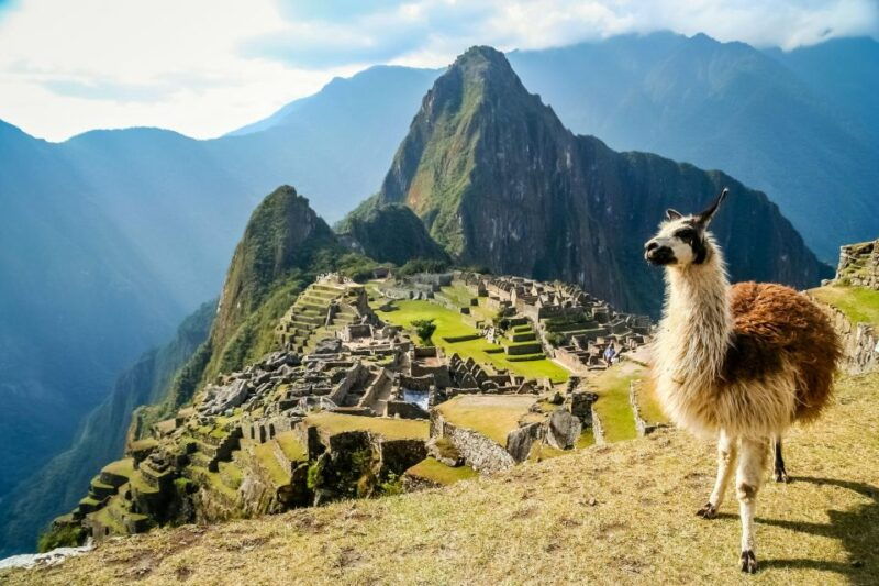 machu-picchu-private-exclusive-adventure-from-cusco-lunch