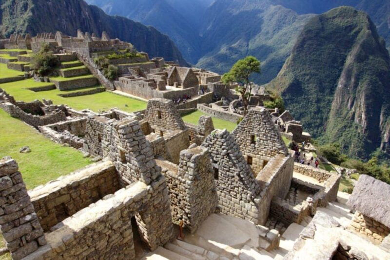 machu-picchu-ruins-machu-picchu-mountain