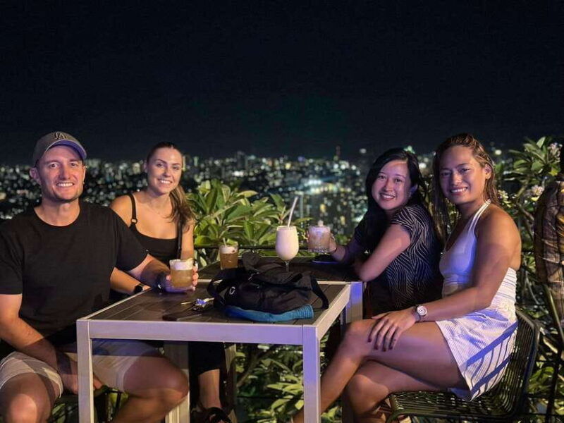 makati-rooftop-bar-hopping-tour-with-venus