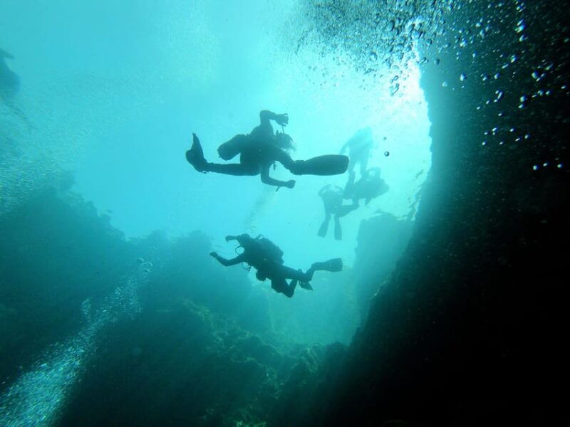 malta-boat-dive-trip-for-certified-divers