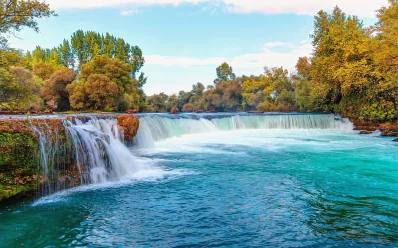 manavgat-grand-bazaar-with-river-boat-and-waterfall-tour