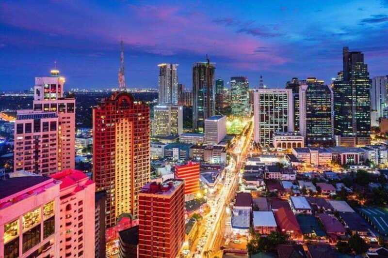manila-highlights-walking-tour-with-a-guide