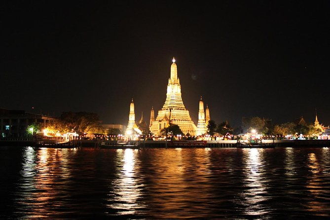 Manohra 5 Star Luxurious Dinner Cruise in Bangkok - The Meal: Authentic Thai Cuisine in Style