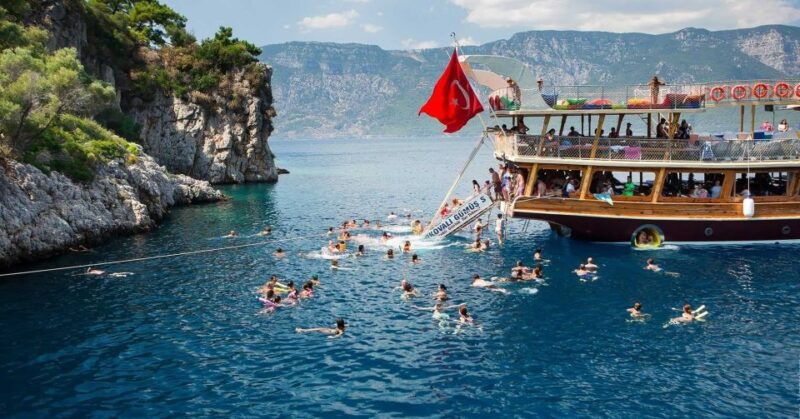 marmaris-cleopatra-island-boat-trip-with-lunch-and-transfer
