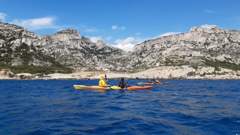 marseille-calanques-sea-kayaking-guided-tour