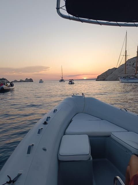 marseille-sunset-frioul-archipelago-boat-cruise