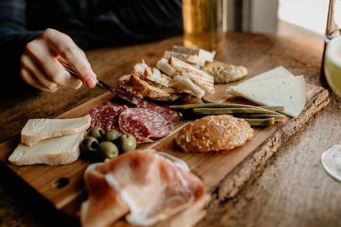 Melbourne Culinary Laneway Experiences - Discovering Melbourne’s Boutique Retailers and Arcades