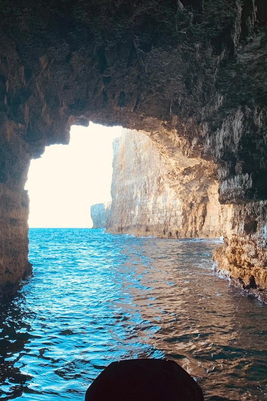 mellieha-300pm-speedboat-round-comino-caves-2h-blue-lagoon