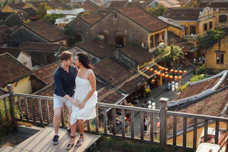 memorable-photoshoot-and-private-guided-walking-tour