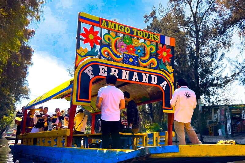 mexico-city-xochimilco-coyoacan-university-murals-tour