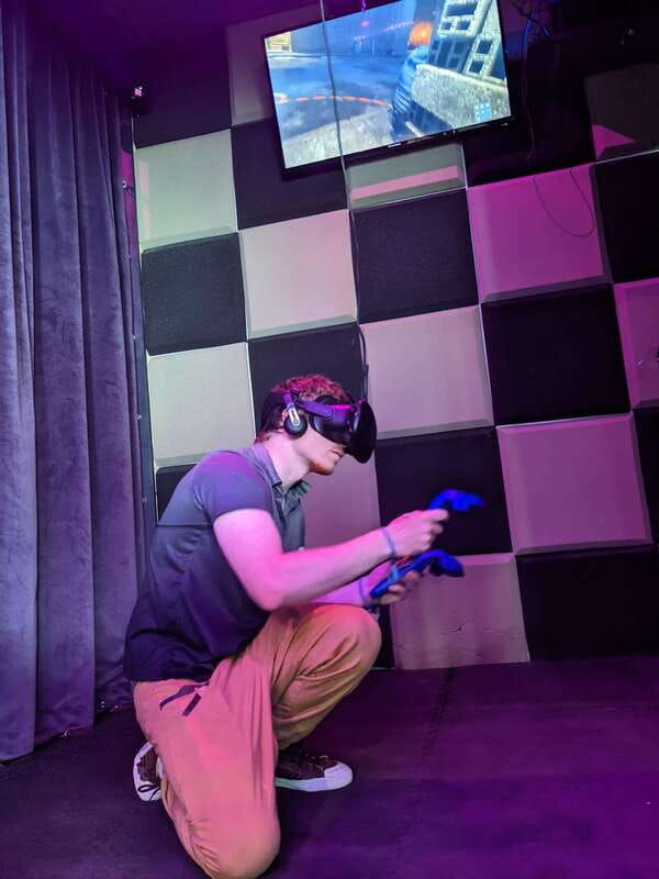 mont-tremblant-vr-arcade-game-station