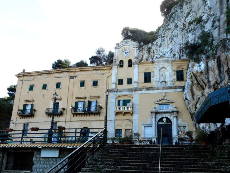 monte-pellegrino-tour-of-church-and-viewpoint