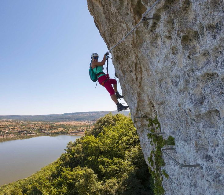 monteleone-rocca-doria-queens-via-ferrata
