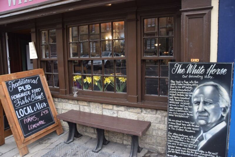 morse-lewis-and-endeavour-walking-tour-of-oxford