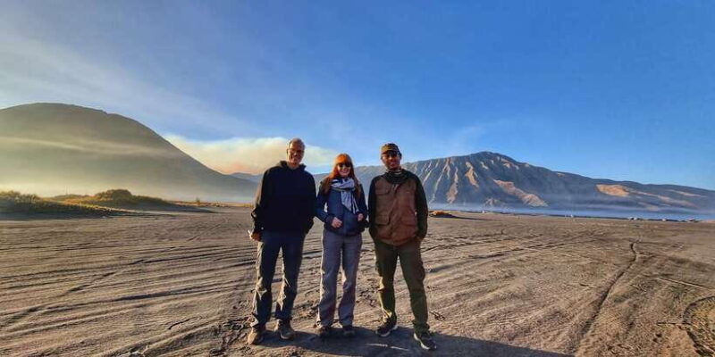 mount-bromo-sunrise-and-madakaripura-waterfall-1-day-tour