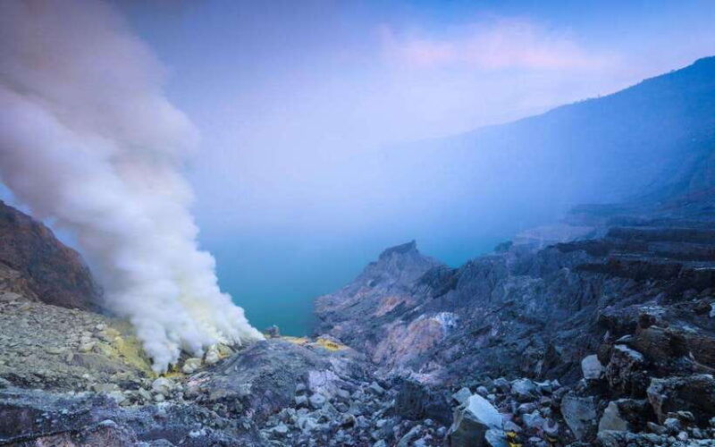 mount-ijen-overnight-adventure-start-from-banyuwangi