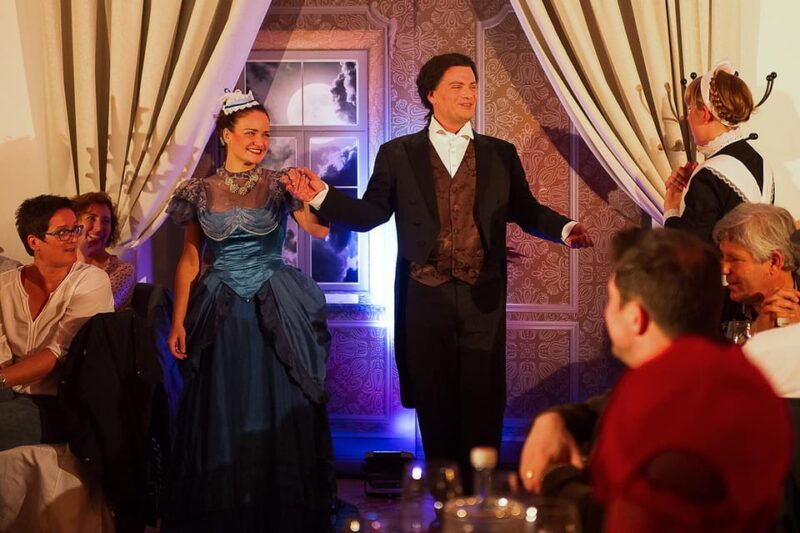 munich-the-original-horror-dinner-a-deliciously-creepy-comedy