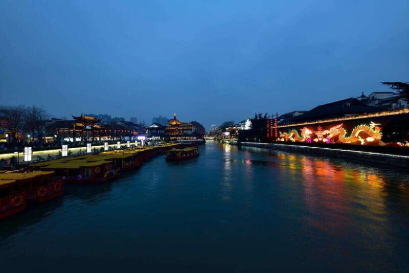 nanjingnight-cruise-qinhuai-rivernight-visit-zhonghua-gate