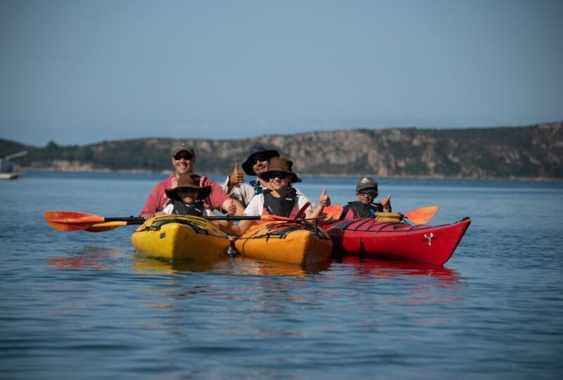 navarino-bay-sea-kayaking-with-lunch