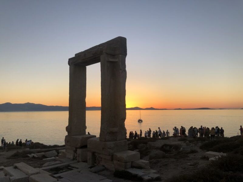 naxos-old-town-castle-portara-guided-sunset-tour