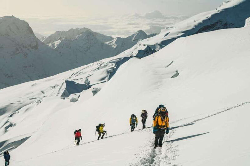 nepal-mera-peak-expedition-with-trekking-and-climbing
