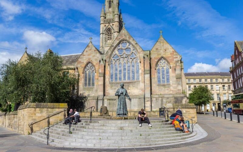 newcastle-city-walking-tour-exploration-game
