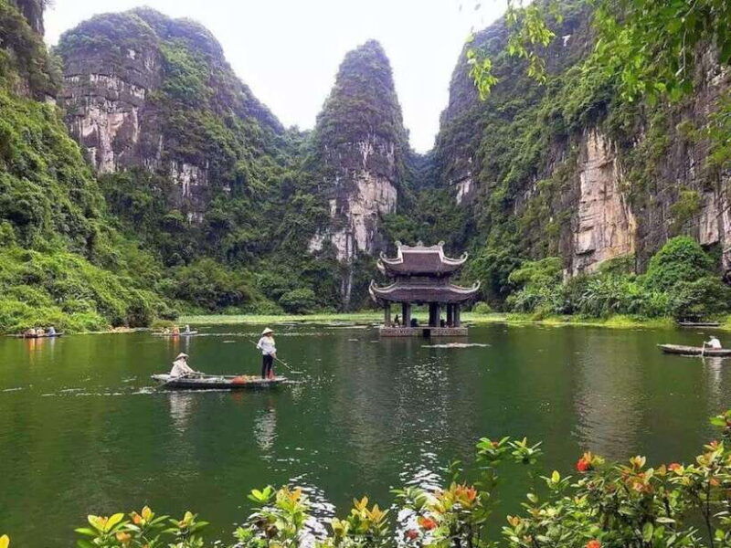 ninh-binh-hoa-lu-trang-an-cycling-boat-trip-1-day