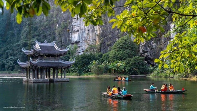 ninh-binh-tour-4-places-hoa-lu-trang-an-thung-nham-mua-cave
