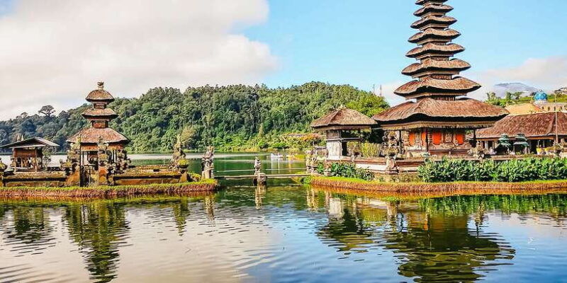 north-bali-sunrise-tour-with-dolphins-waterfalls-temples