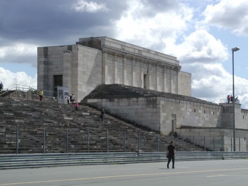 nuremberg-wwii-tour-courtroom-600-and-3rd-reich-sites-2